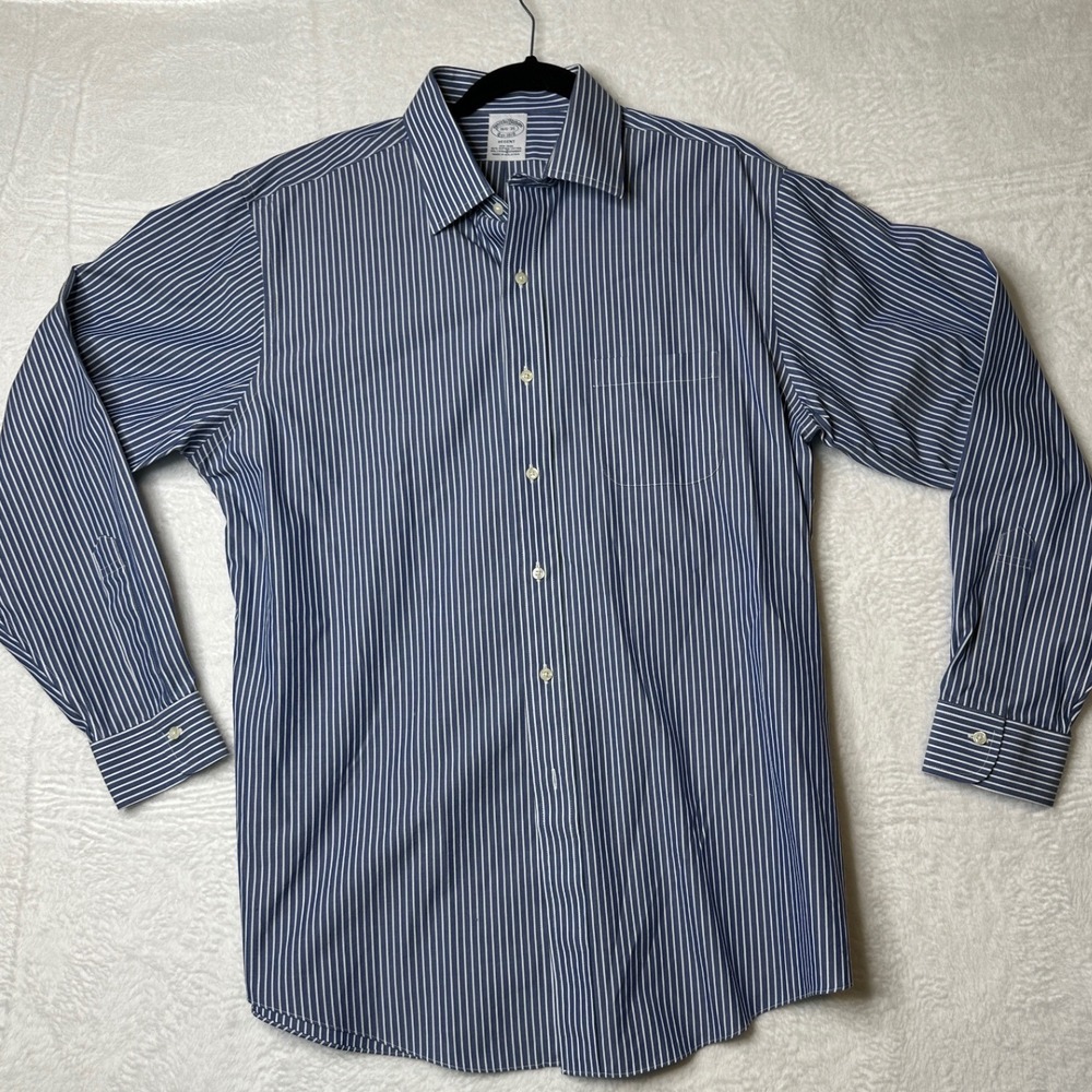 Brooks Brothers Regent Fit Non-Iron Dress Shirt Blue White Stripe 16.5-35 0518